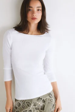 Maglia con scollo a barchetta