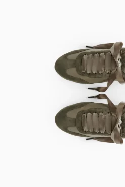 Sneakers In Raso e Pelle Scamosciata
