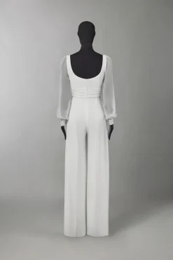 Tuta in crepe con maniche in chiffon