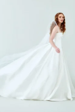 Velo in Tulle